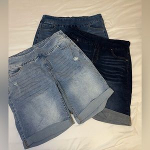 Bundle of 3 Terra & Sky jean pull on shorts